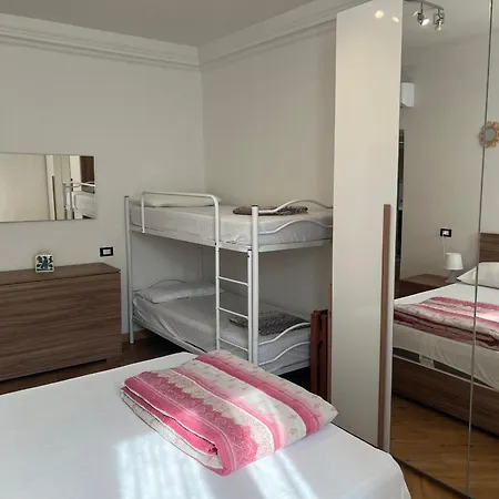 شقة Varazzehomeresort Sas فاراتسي